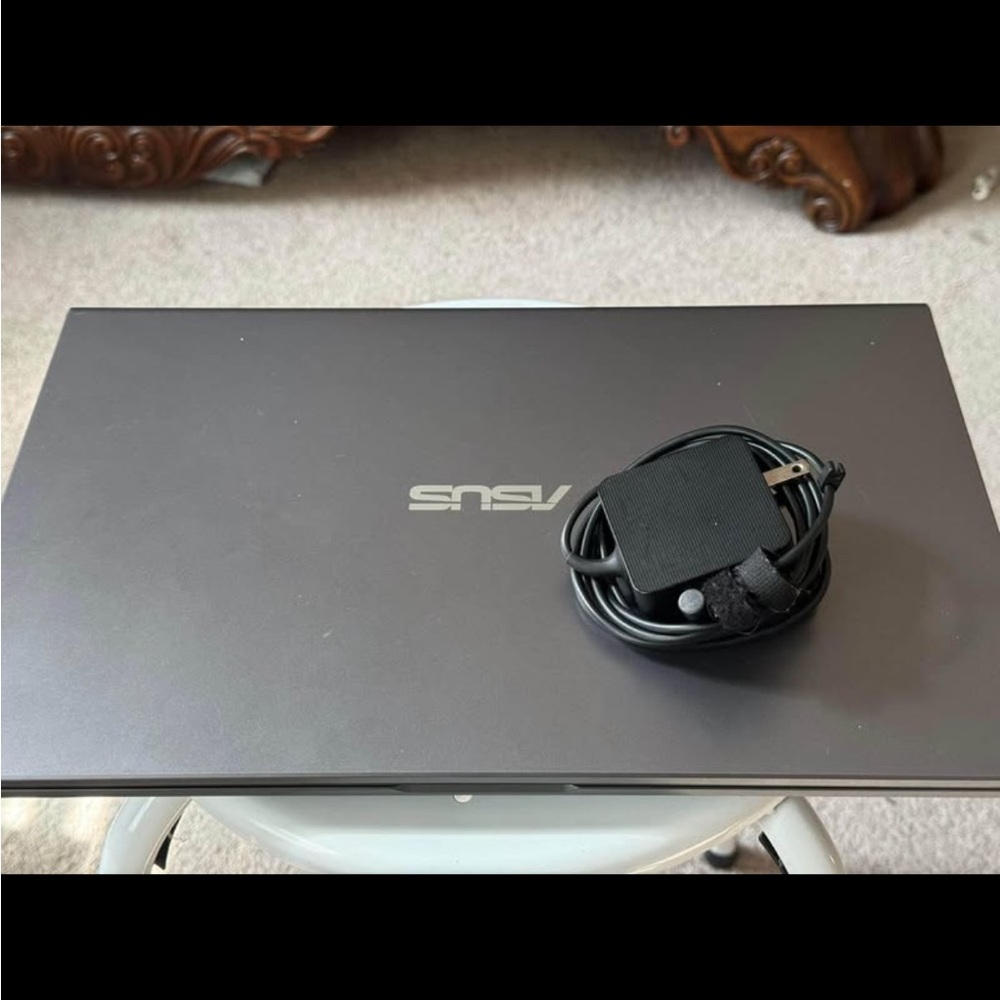 Asus vivobook
Used like new